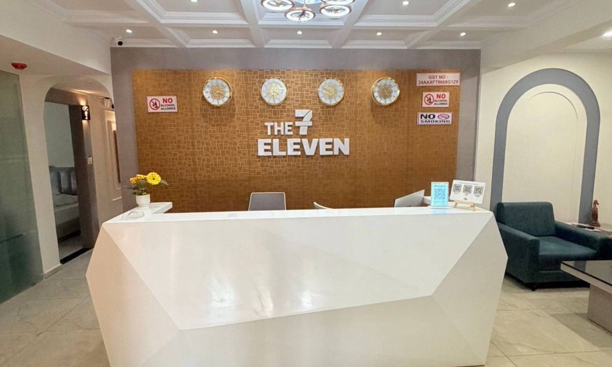 Sanand Hotel | THE 7 ELEVEN HOTEL