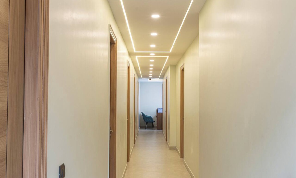 Kailash Colony Hotel | The Ambient Suite