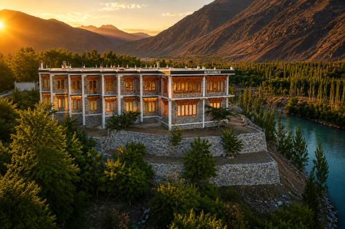 Tingmosgang Hotel | The Apricot Tree Hotel