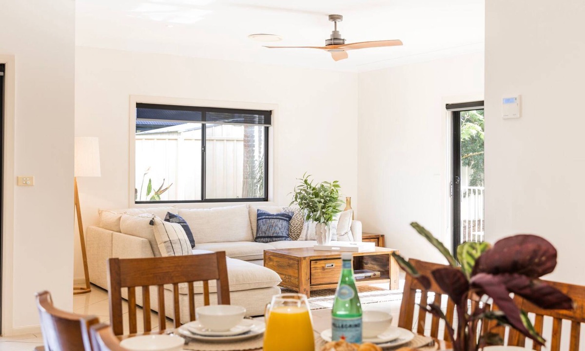 St. Georges Basin House | The Atrium by Experience Jervis Bay