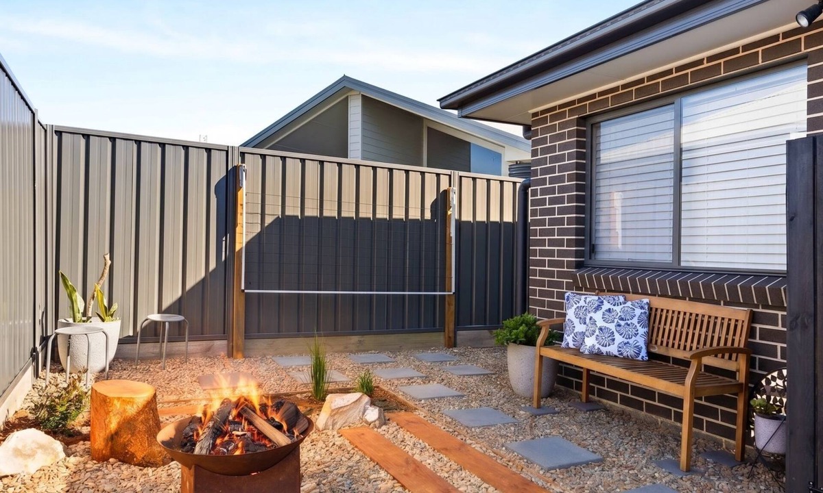 Vincentia House | The Bayswood Retreat on Moona Creek by Experience Jervis Bay