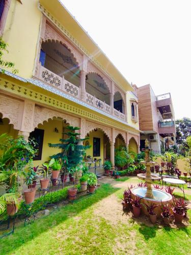 Vaishali Nagar Hotel | The Boho Heritage Haveli