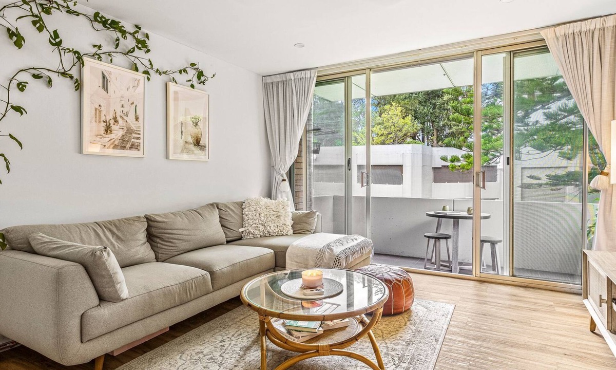 Wollongong CBD Apartment | The Botanica - Sun-Kissed & Serene