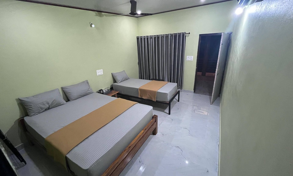 Hireguthi Hotel | The Brine Breeze