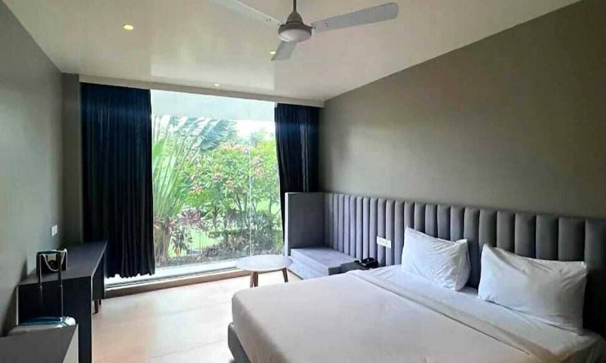 Nashik Resort | THE DEMOCRACY HOTEL & RESORT
