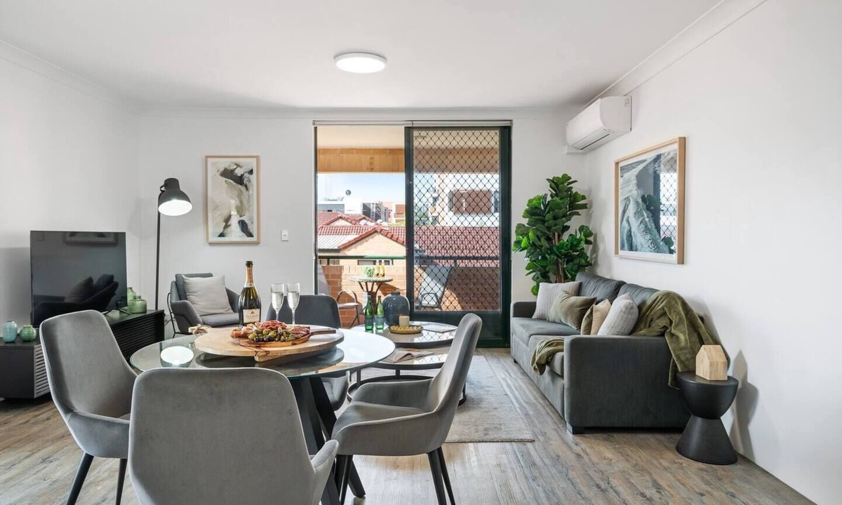 Redfern Apartment | The Downtown Retreat - Heart of Redfern