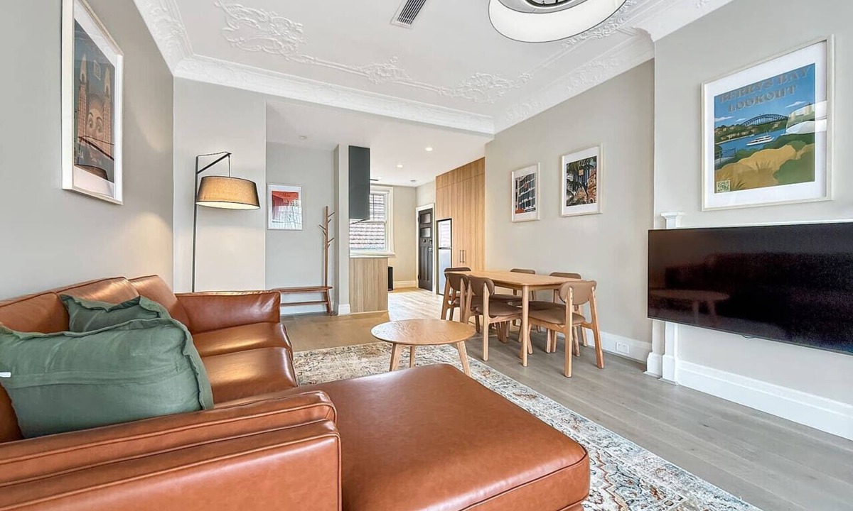 North Sydney Apartment | The Edward: Lux Retreat – Spacious 3BR Apartment