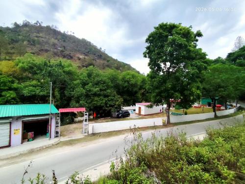 Bageshwar House | The Ghunadi Greens