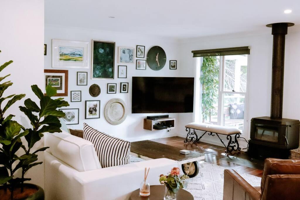 Mittagong House | The Grange country retreat, with a birds eye view!