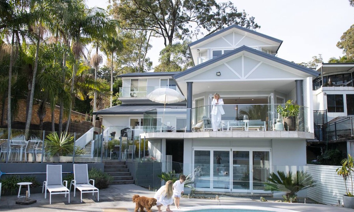 Mount Pleasant House | The Greenhouse Retreat
