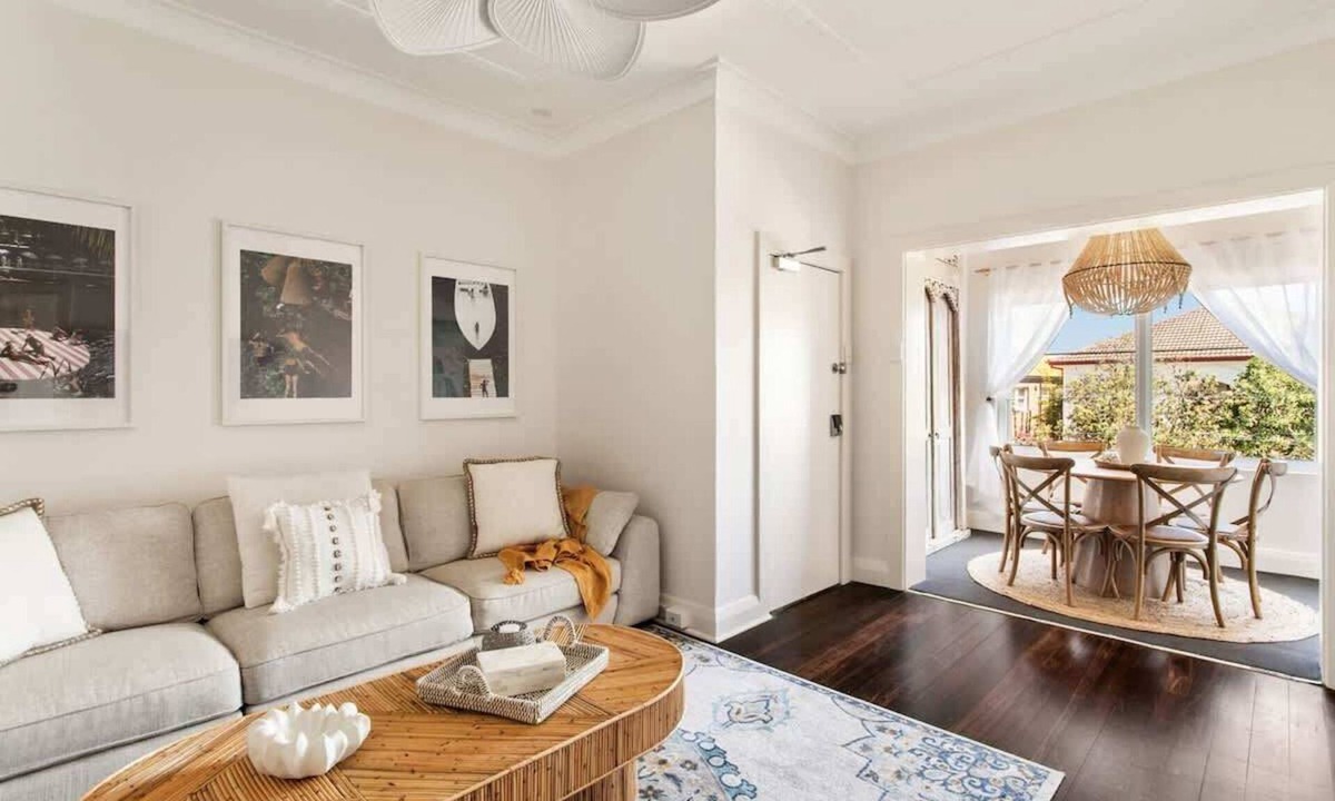 North Bondi Apartment | The Hideaway | Winter Sun & Coastal Dining
