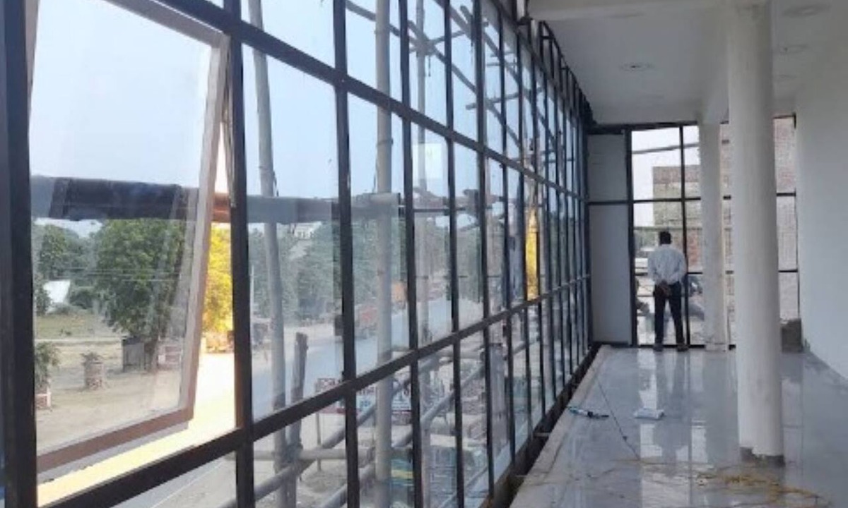 Karhal Hotel | The King Heaven
