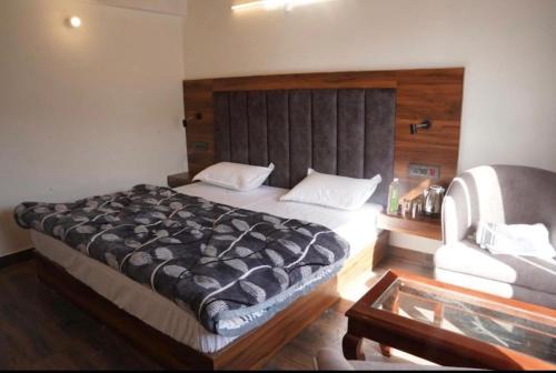 Mallital Hotel | The Oak Cottage Nainital
