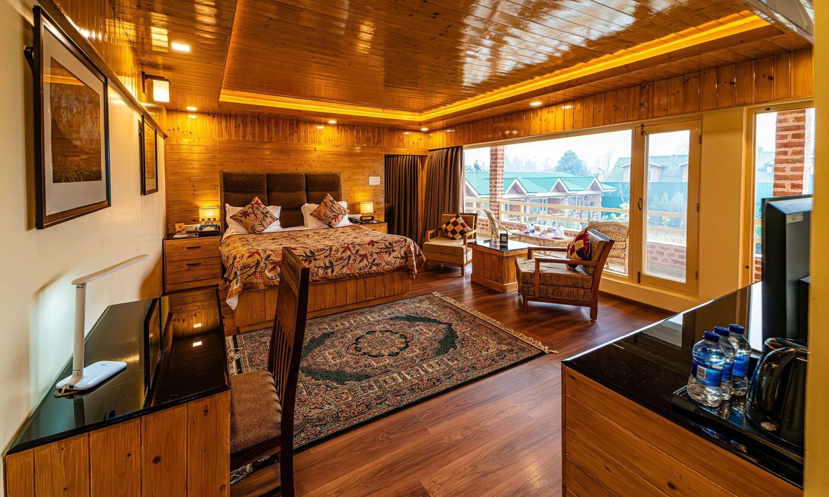 Brein Hotel | The Orchard Retreat & Spa, Srinagar