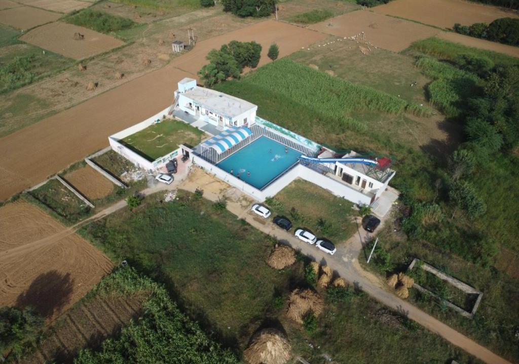 Alwar Hotel | The Pool place and Restaurant