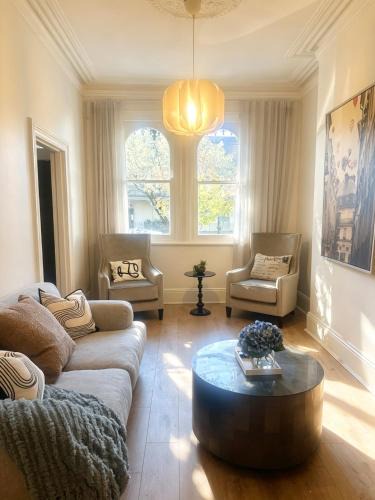 Forest Lodge Villa | The Quiet Room Sydney