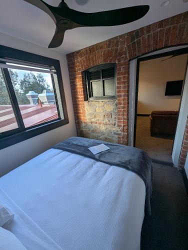 Bungendore Hotel | The Royal Hotel Bungendore