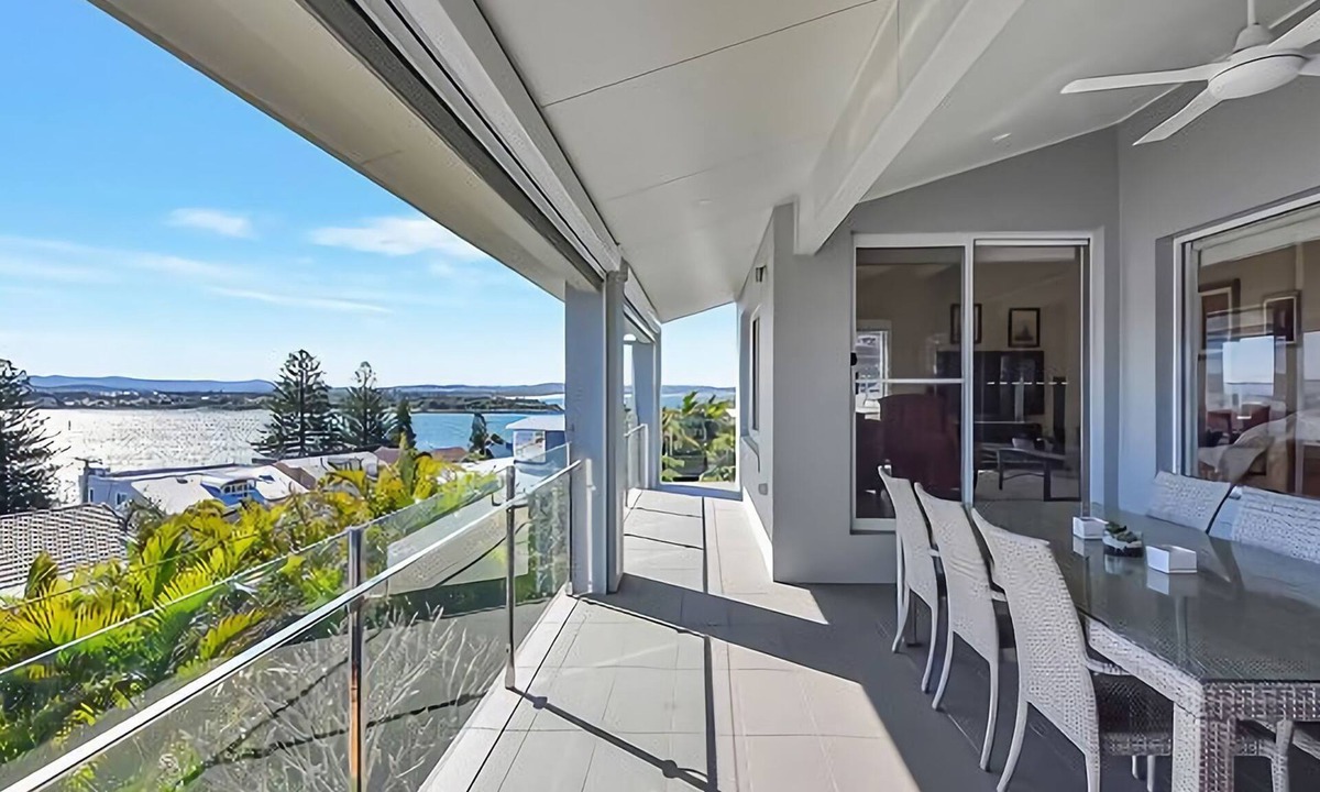 Swansea Heads House | The Sea Serenade - Coastal haven with panoramic ocean views!
