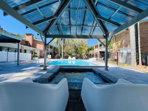 Wyoming Hotel | The Select Inn Gosford