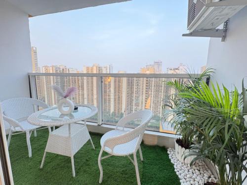 Noida Apartment | The Urban Luxe Stay