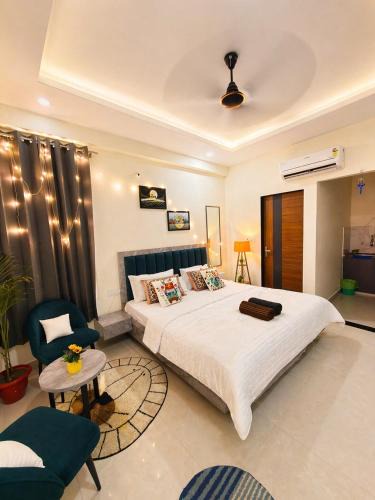 Malviya Nagar Apartment | The Urban Studio, Few steps from WTP mall, Airport