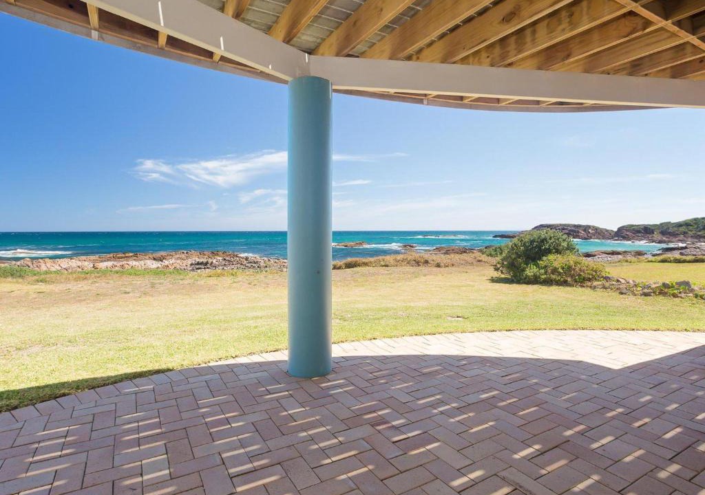 Anna Bay Apartment | The Whale Watcher waterfront unit with stunning views level access