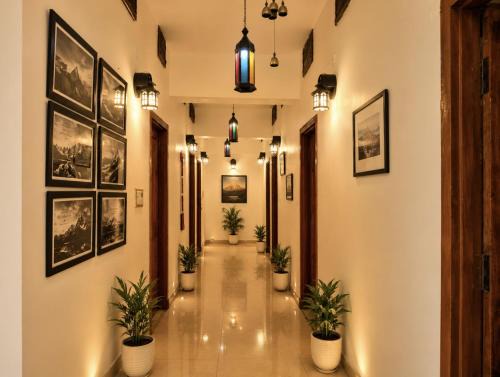 Chakrata Hotel | The Yak House