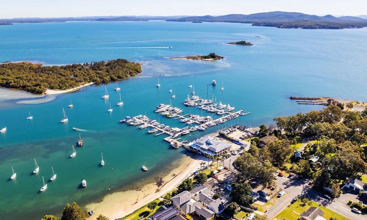 Soldiers Point House | Tomaree Vista, 65 Vista Ave - stylish house with stunning water views, WiFi and Linen