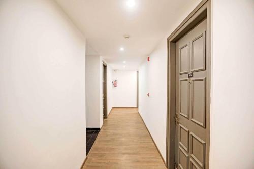 Sector 39 Hotel | Townhouse CLOUD BAY