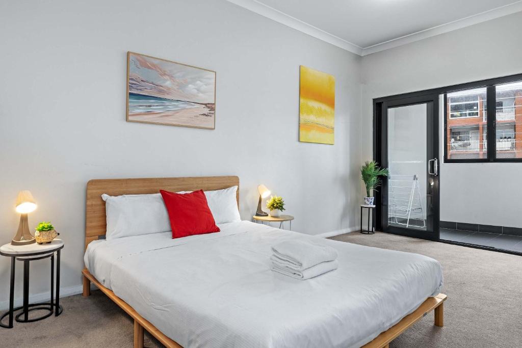 Kingsford Apartment | Transit-Friendly Studio - Direct to City & Beach at Kingsford