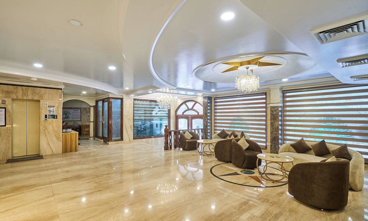 Karol Bagh Hotel | Treebo Premium Royal Gold Palace