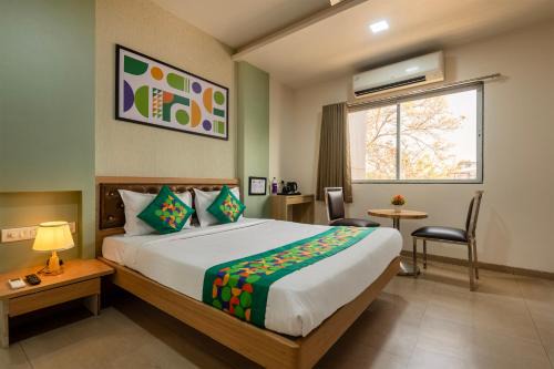 Pimpri - Chinchwad Hotel | Treebo Royal Empire