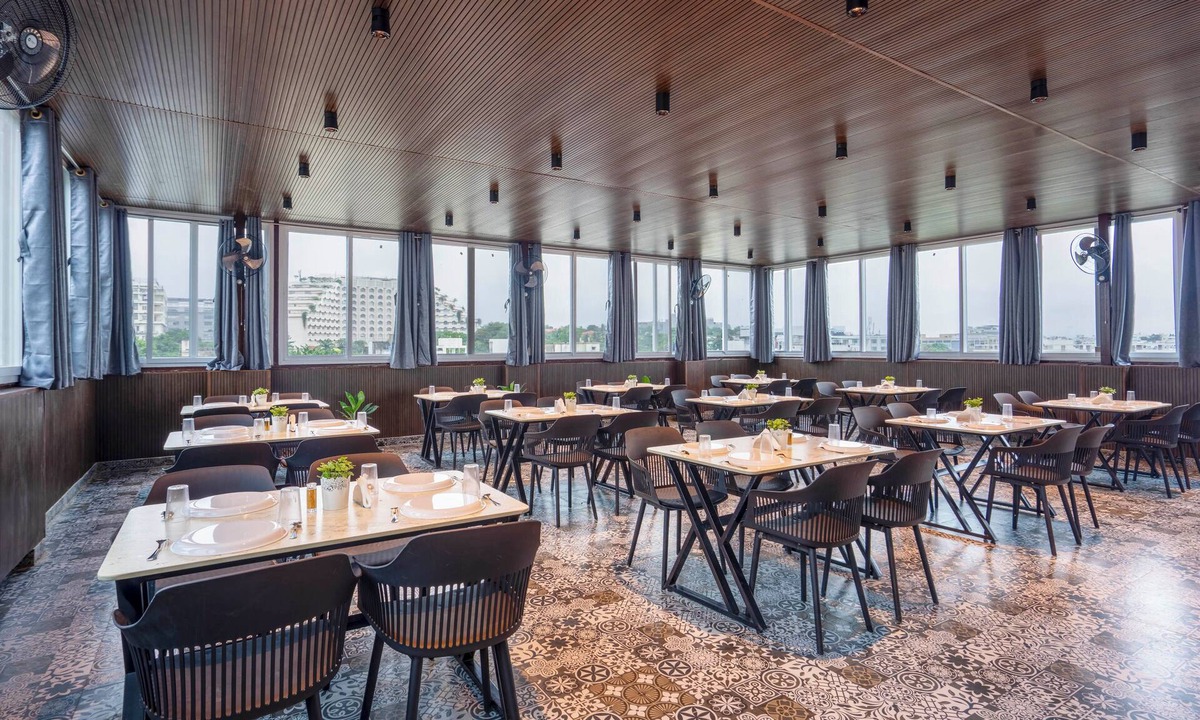Banjara Hills Hotel | Treebo The Infinity, Banjara Hills