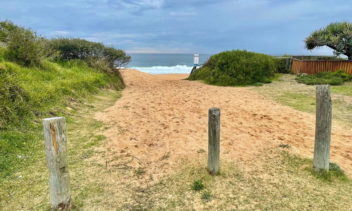 Narrabeen Apartment | Tropical Northern Beaches Sydney