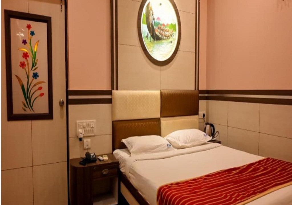 Vannarpettai Hotel | TVK Regency
