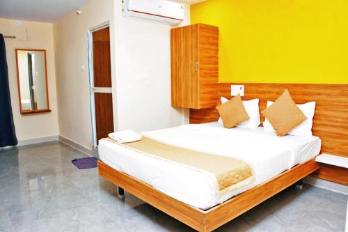 Kalaburagi Hotel | Udupi Deluxe Lodge Gulbarga