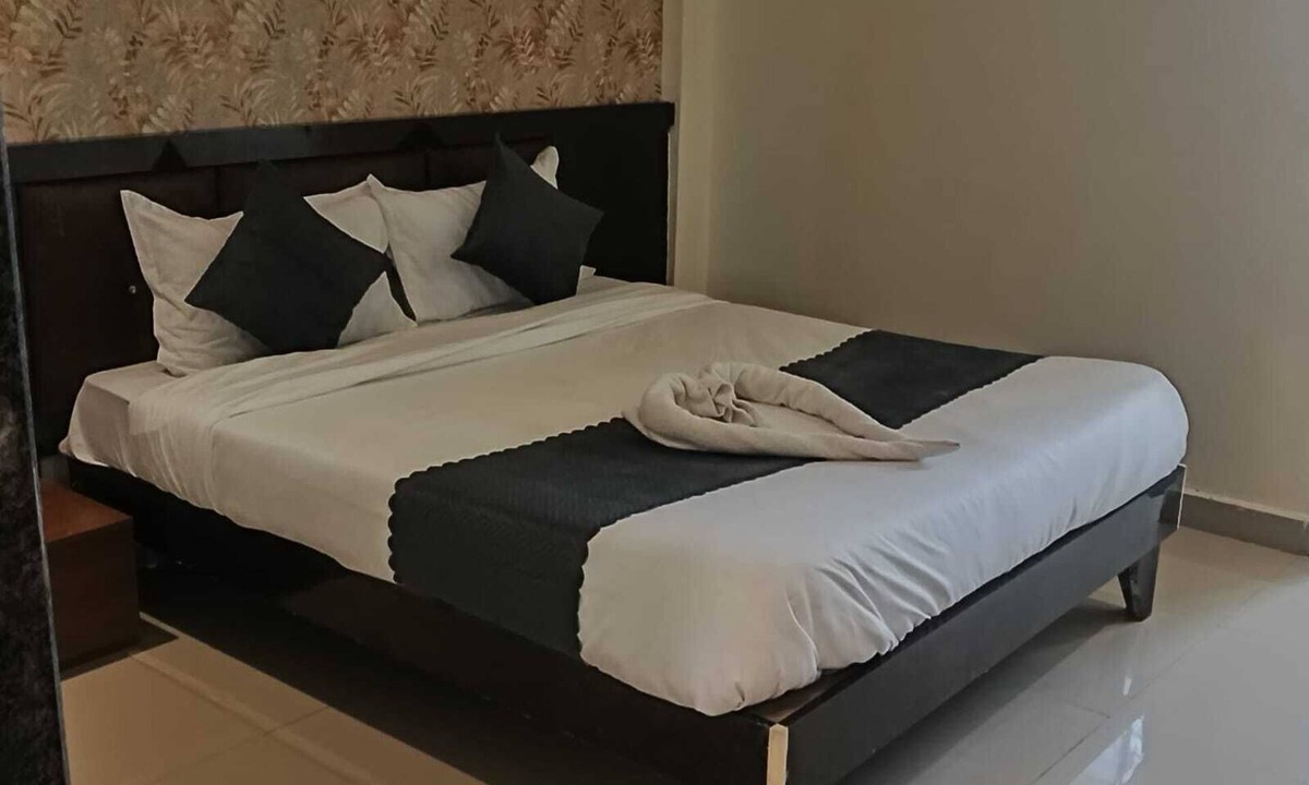 Mahalunge Ingale Hotel | Udupi Grand Lodging and Boarding
