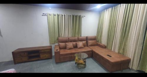 Gajwel House | Unwind Farm Retreat