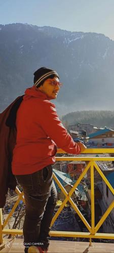 Old Manali Hostel | UpClimb Longstay for bus or taxi only guests