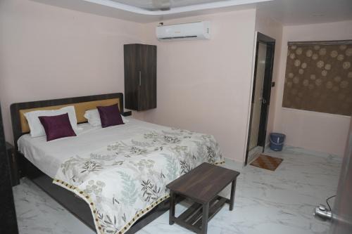 Visakhapatnam Hotel | V Rooms