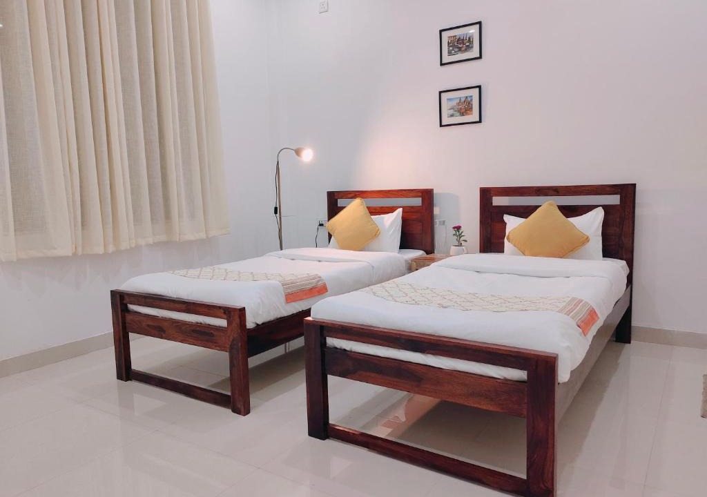 Varanasi Apartment | Vasudha - A 3-bhk homestay near Assi ghat with flexible check in
