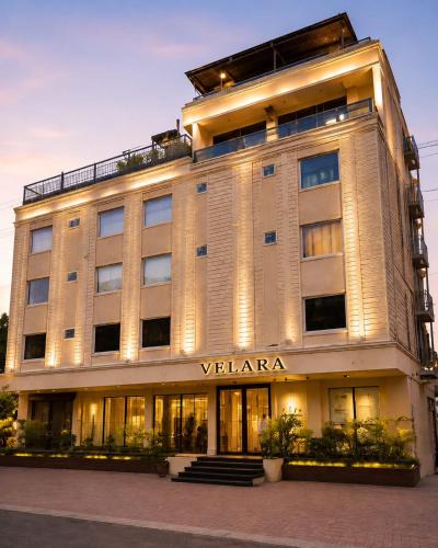 Gwalior Hotel | Velara Hotel & Banquet