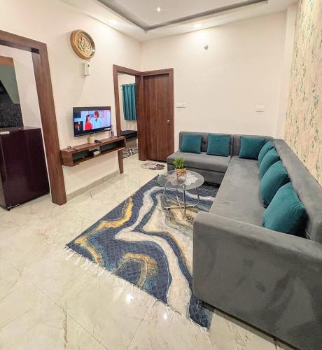 Indore Apartment | Velvet Stay by My Way Travels - 1BHK apartment
