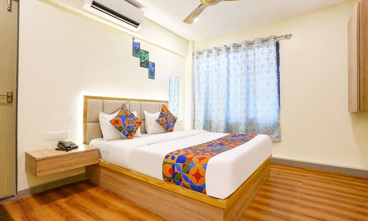 Vashi Hotel | Via 24/7