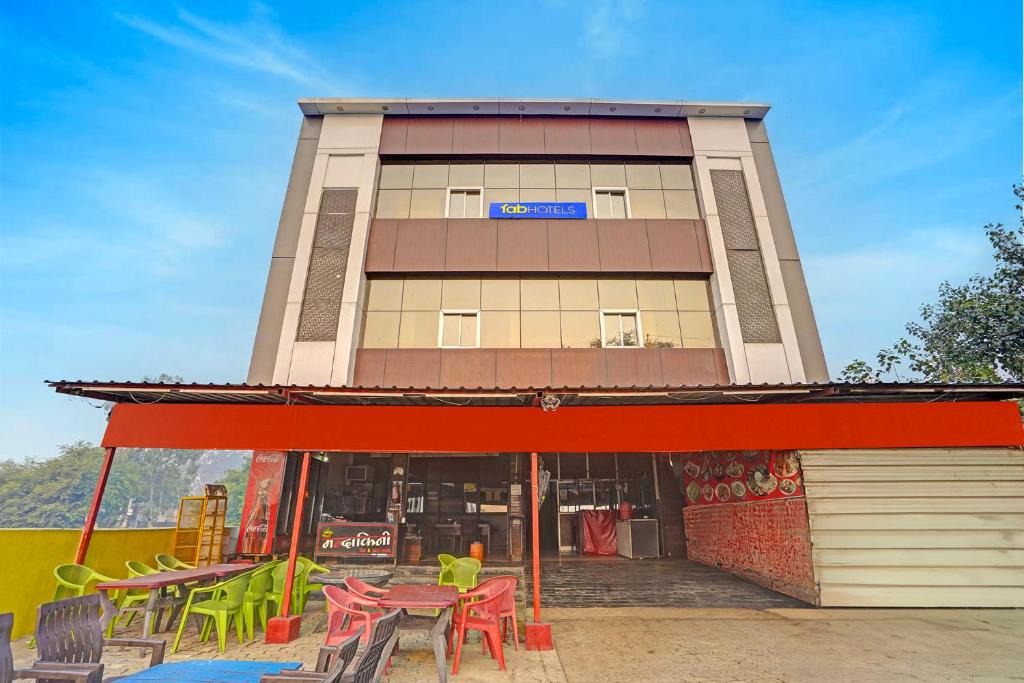 Unnao Hotel | Via Mandakini Destination