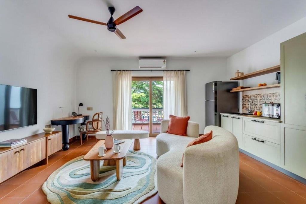 Nerul Apartment | Villaggio Felicita B302 by tisyastays Luxe 1BHK