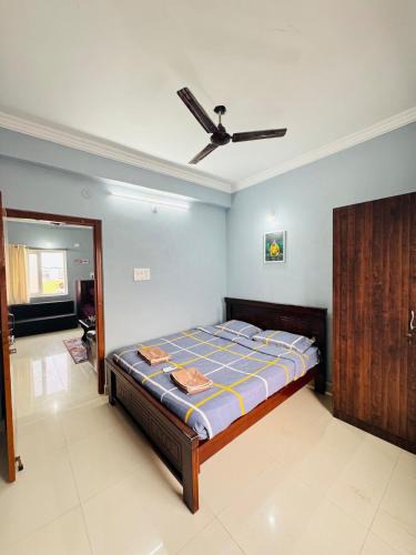 Kondapur Apartment | VJH 602 1BHK Flat by Charter Stays