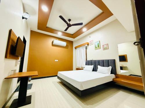 Maheshwar Hotel | Vrindas Home Stay