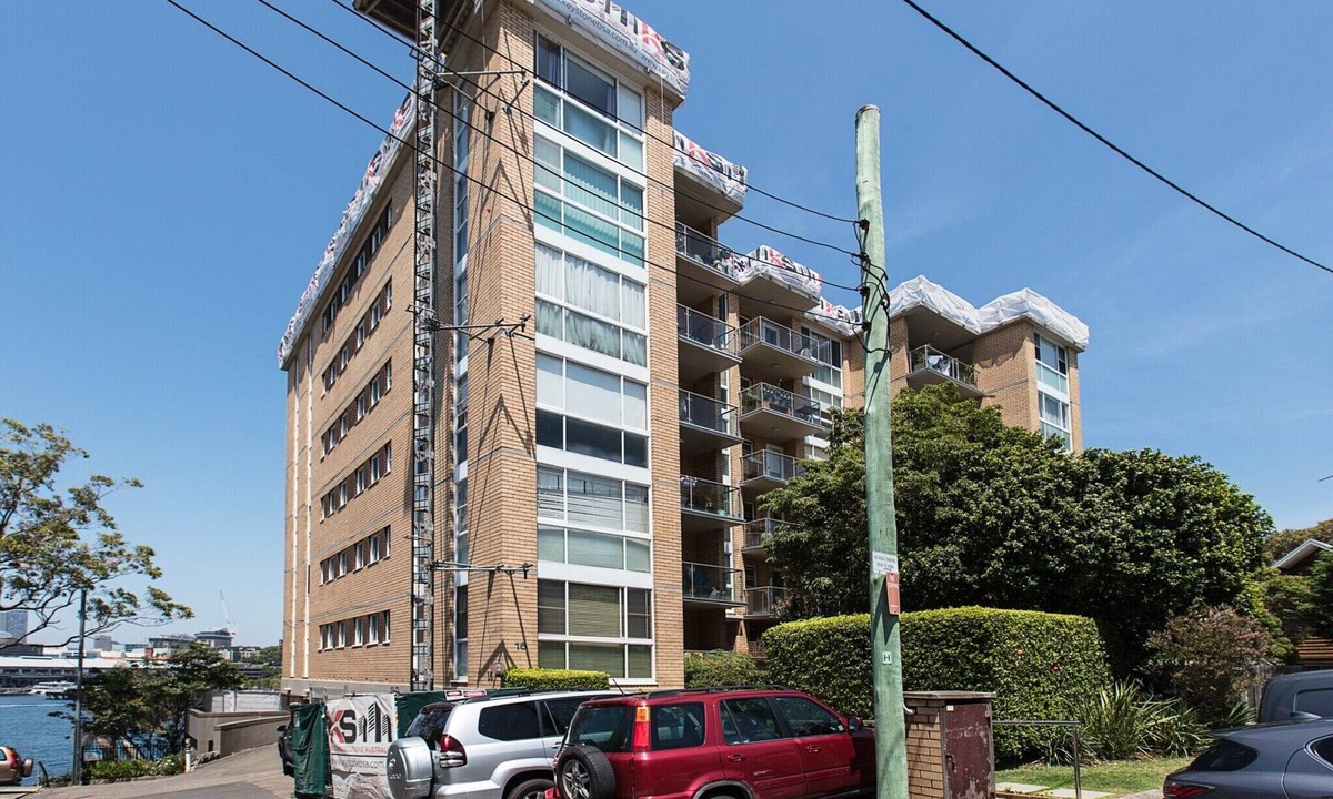 Balmain East Apartment | Wake up to Sydney Harbour