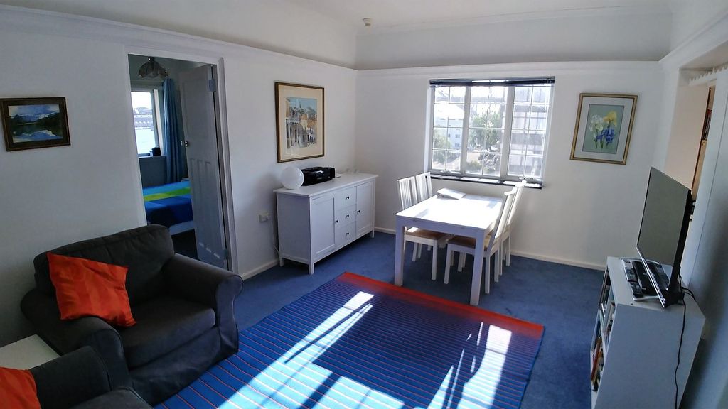 Kirribilli Apartment | Wake up to the best view in Sydney!